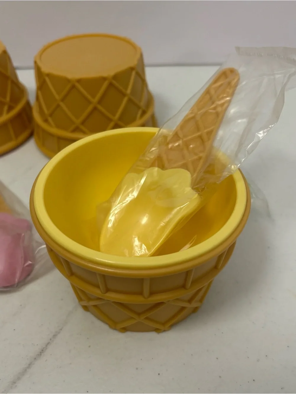 Vintage AVON Sweet Scoops - Ice Cream Cone Bowl Set- 3 Bowls & 3 Matching Spoons